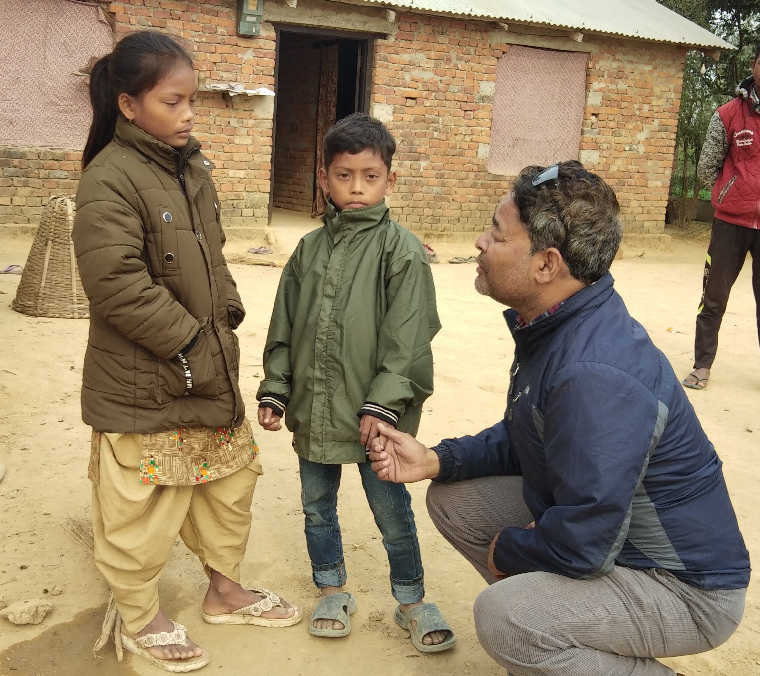 टिपरको ठक्करबाट घाईते भएकी आमाको मृत्यु भए पछि ...... !