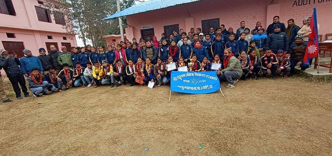 खेलाडी तथा खेल प्रशिक्षकलाई सम्मान