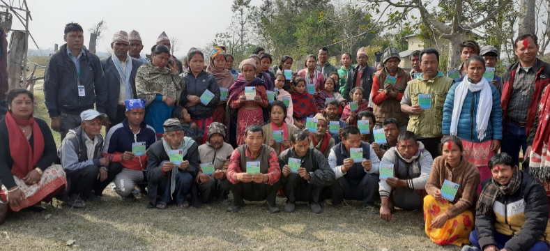 गेरुवाको माधवपुर सप्तरंगी टोलमा सरसफाइ परिचयपत्र वितरण