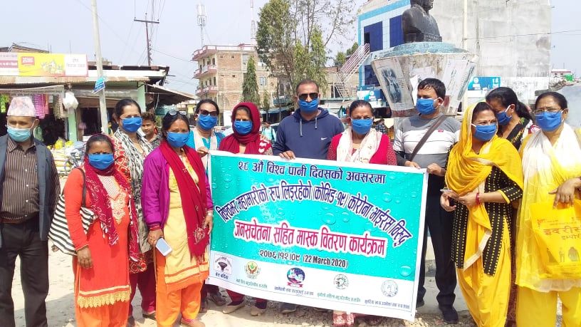 ५ संस्थाले बाँडे कोरोनाको संक्रमणबाट बच्न सर्वसाधारणलाई मास्क