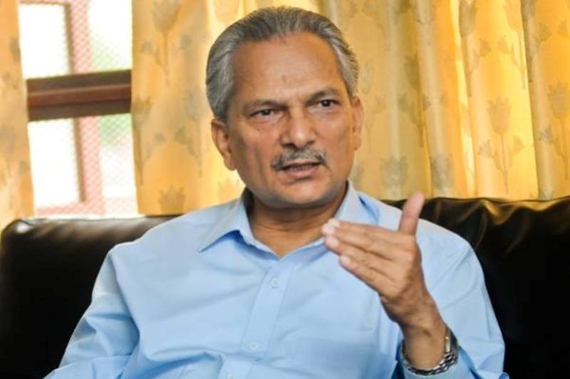 बाबुराम भट्टराई भन्छन् -ओली कुर्सीमा रहेसम्म लोकतन्त्रमाथि खतरा