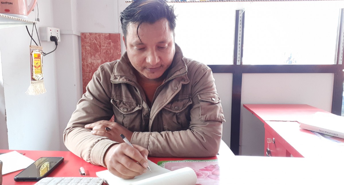 सामाजिक भावना बोक्न सक्ने युवा पुस्ताले नै राजनितीको वागडाेर सम्हाल्नु पर्छ - सामाजिक अभियान्ता शुर्य के. सी.