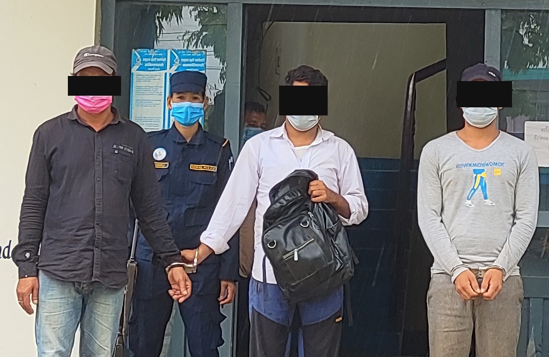 बर्दियामा लागु औषध चरेस सहित ३ जना पक्राउ