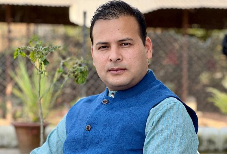 कृष्णबहादुर महराका छाेरा राहुल पक्राउ