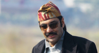 पूर्वयुवराज पारस शाह अस्पताल भर्ना