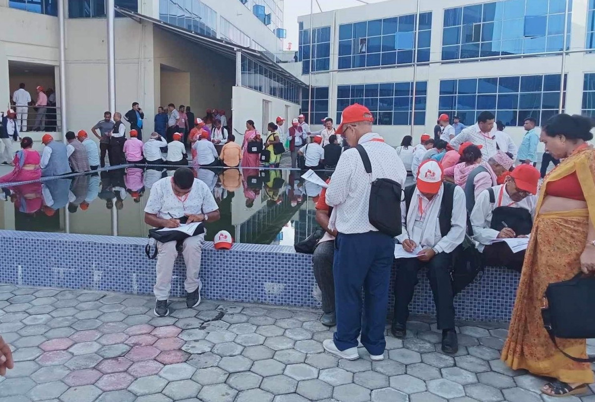 एमाले लुम्बिनी अधिवेशन : सर्वसम्मत नेतृत्व चयनको प्रयास असफल, मनोनयन दर्ता प्रक्रिया शुरू