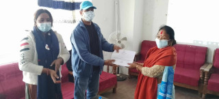 उत्कृष्ट महिला सामुदायिक  स्वास्थ्य स्वयंमसेविका सम्मानित
