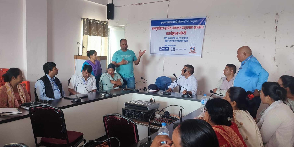 मधुवन नगरपालिकामा स्थानीय एकीकृत पाठ्यक्रमबारे कार्यशाला