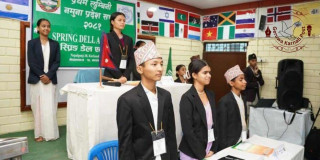 स्प्रिङडेल एकेडेमी नेपालगन्जका विद्यार्थीहरूले गरे प्रदेशसभाको नमुना अभ्यास